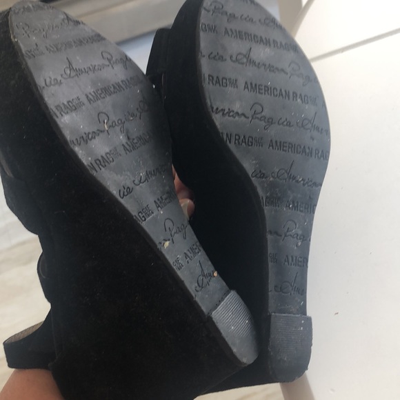 American Rag Sandals - Picture 4 of 5